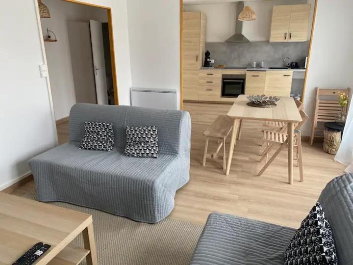 Apartamento Chez Bobo Pont-du-Château Exterior foto